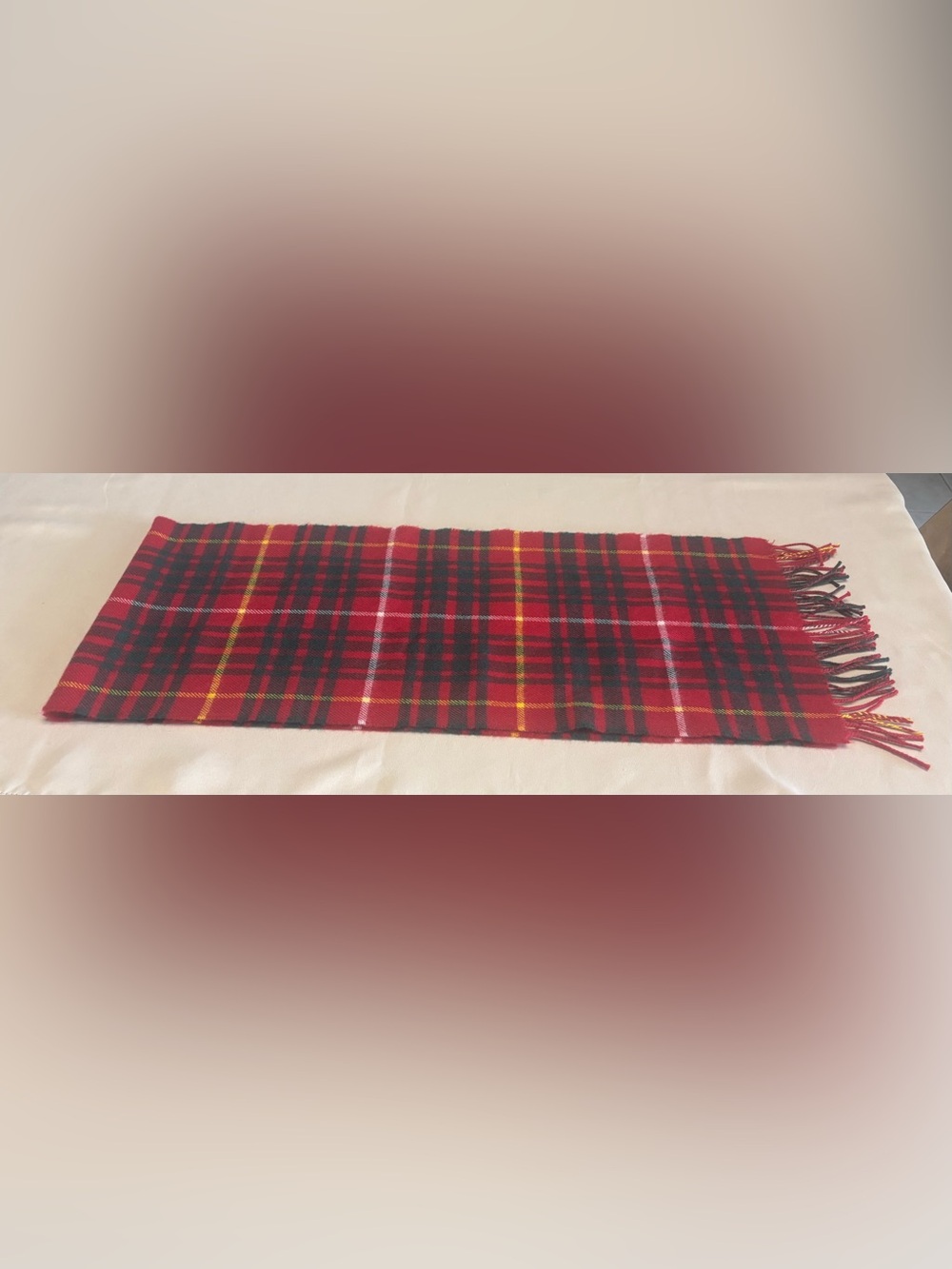 Ingles Buchan 100% Lambswool Tartan Scarf 12 X 62” Scotland Fringe Red Holiday - Picture 8 of 13